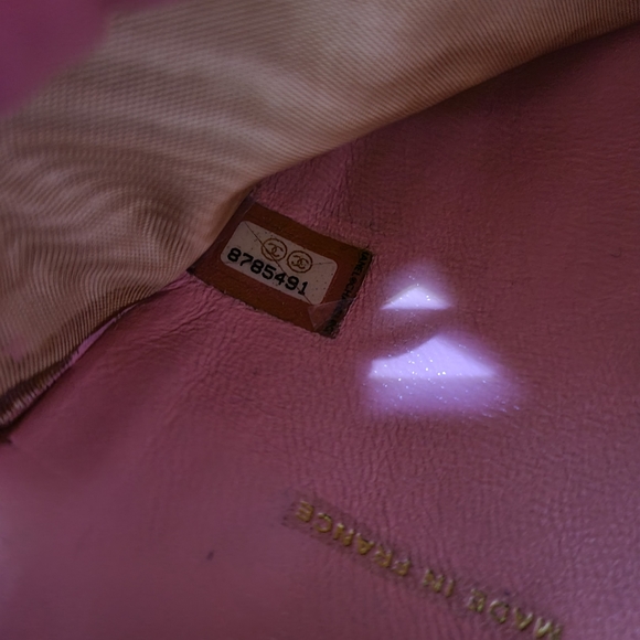 Chanel Wallet - Picture 11 of 16